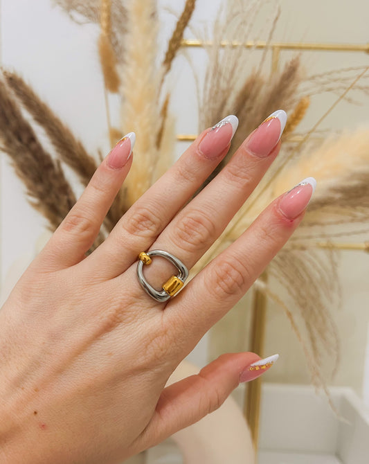 Anello "Catena Infinita"