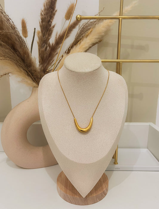 Collana "Abbraccio Lunare"